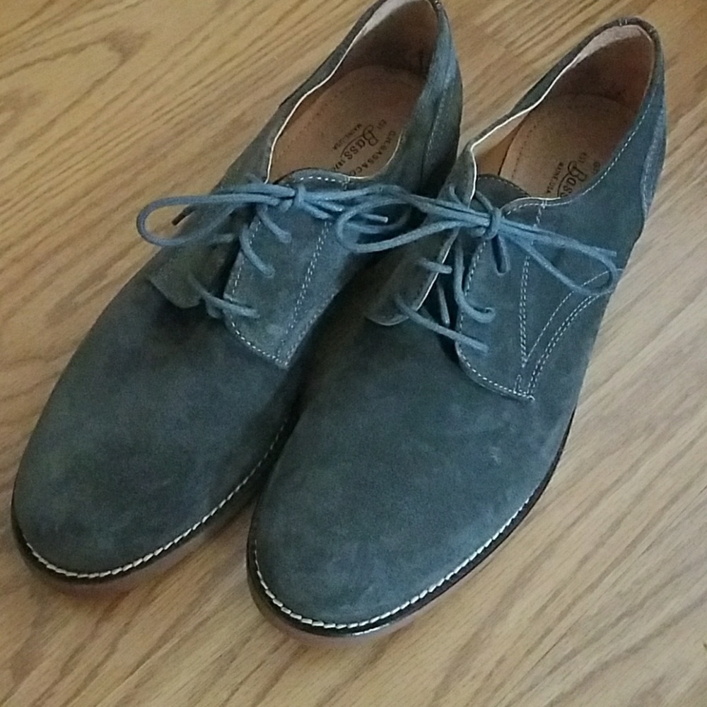 Gray suede Oxfords, size 8.5